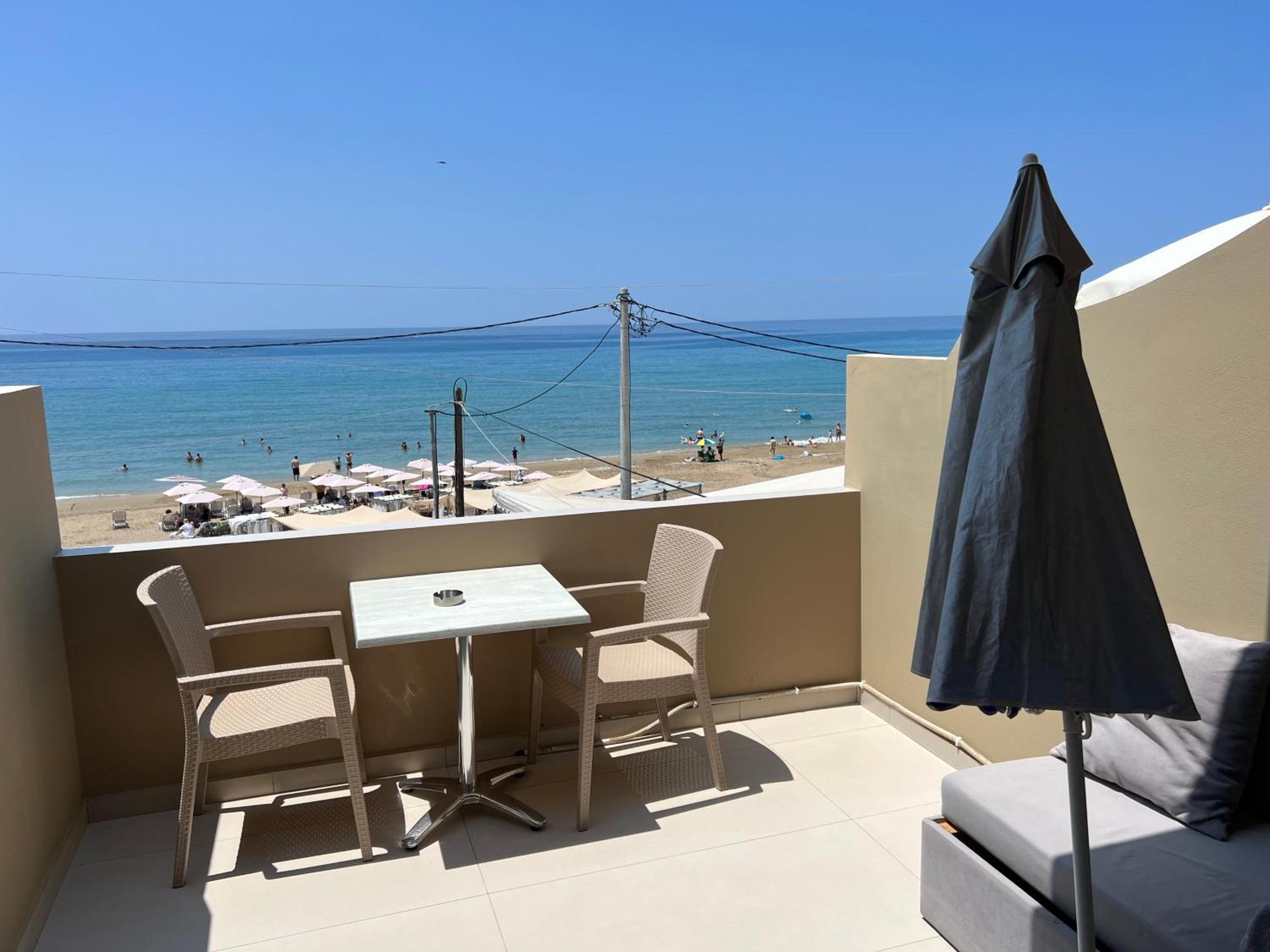 Agios Gordios Beach Resort Экстерьер фото