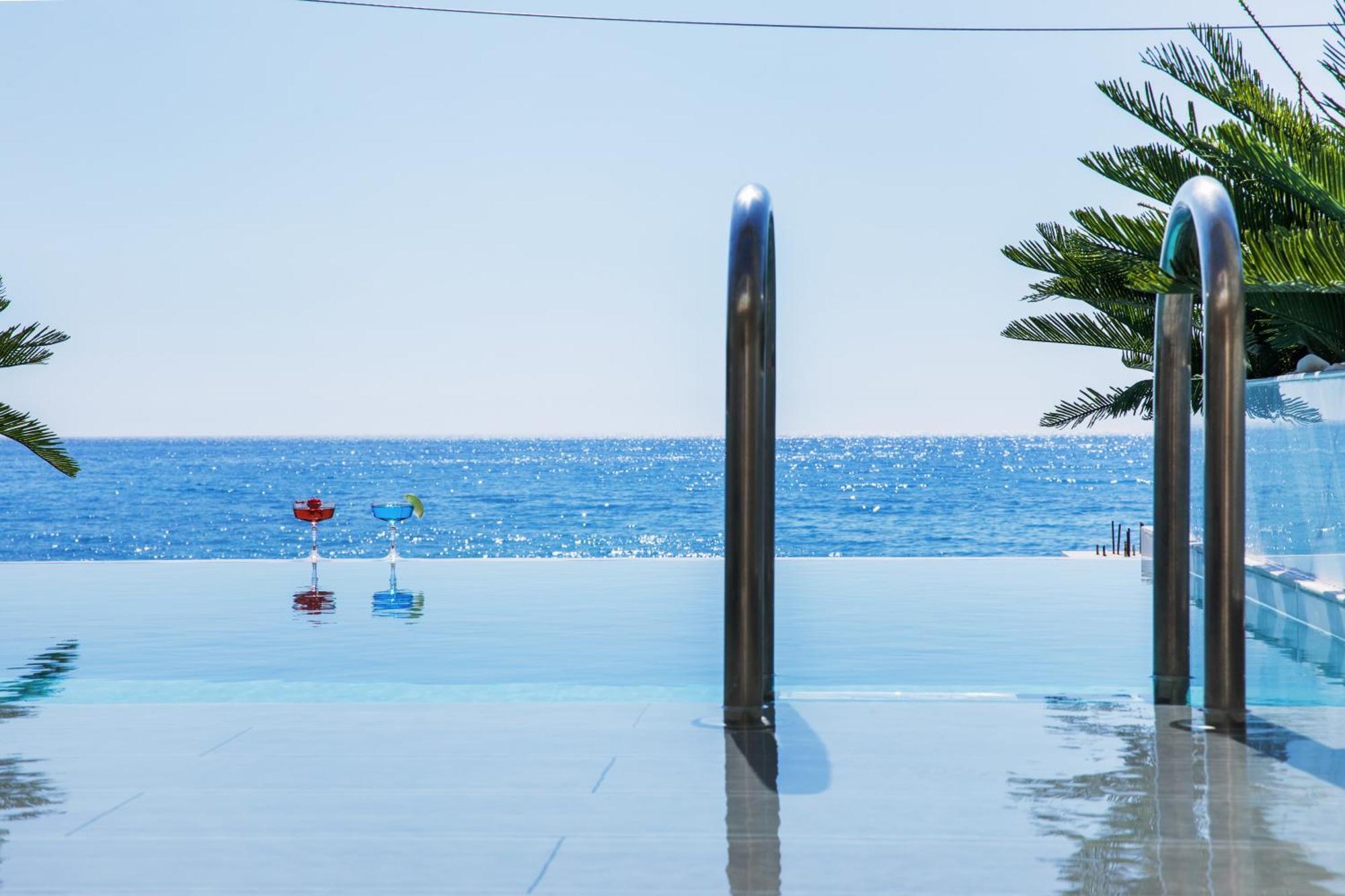 Agios Gordios Beach Resort Экстерьер фото