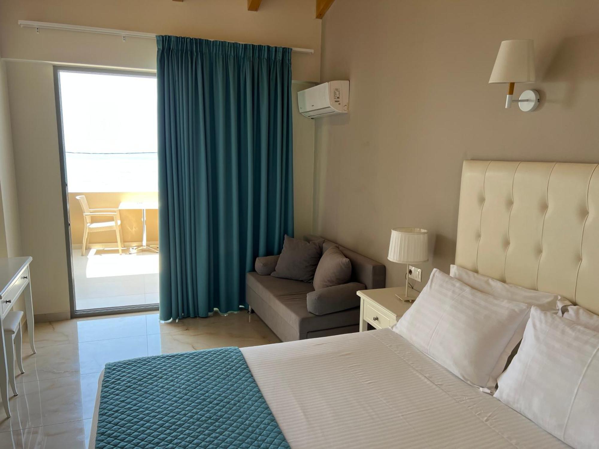 Agios Gordios Beach Resort Экстерьер фото
